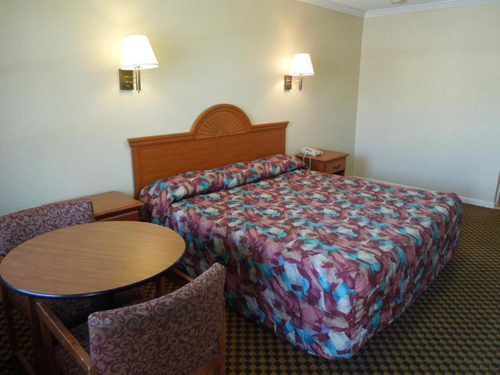 Red Carpet Inn Absecon Галлоуэй Номер фото